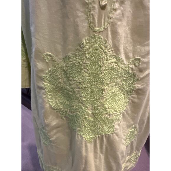 Women’s Soft Surroundings Yellow Embroidered Tunic Top Size 1X - Picture 3 of 7